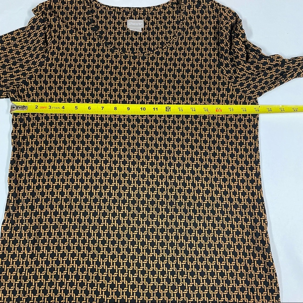 Geometric-Print Layering Tee - Picture 8 of 9